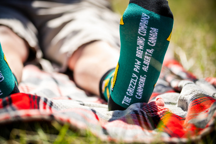 Grizzly Paw Pint & Peaks Socks