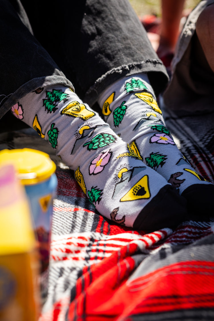 Grizzly Paw Pint & Peaks Socks